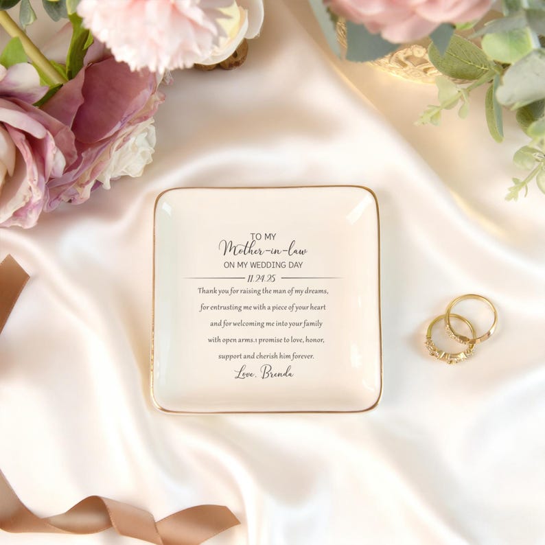 Personalized Mother-in-Law Gift for Mother of the Groom Wedding Ring Dish, Ceramic Trinket Tray, Mom Gift from Bride, Custom Ring Dish