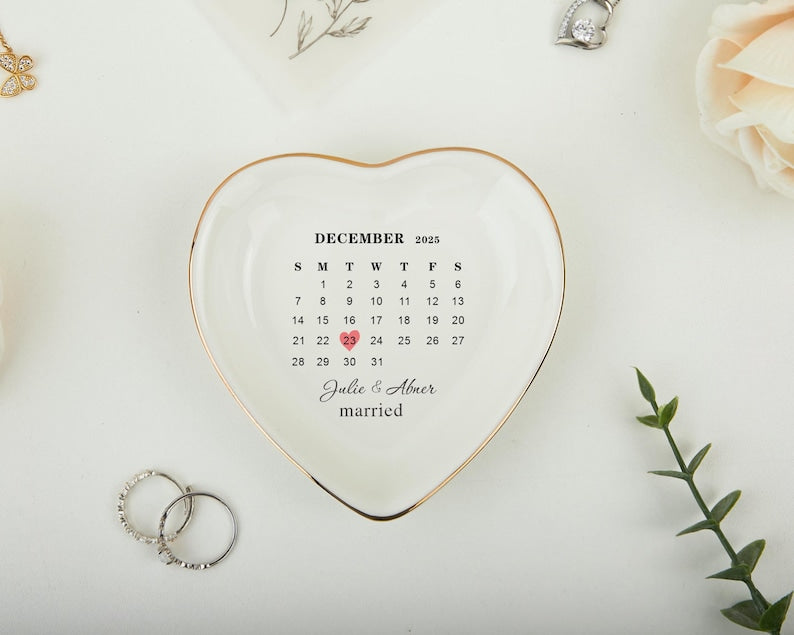 Personalized Anniversary Ring Dish, Wedding Gifts for Couple, Custom Ring Dish, Couple Gift, Bridal Shower Gift, Personalized Engagement Gift