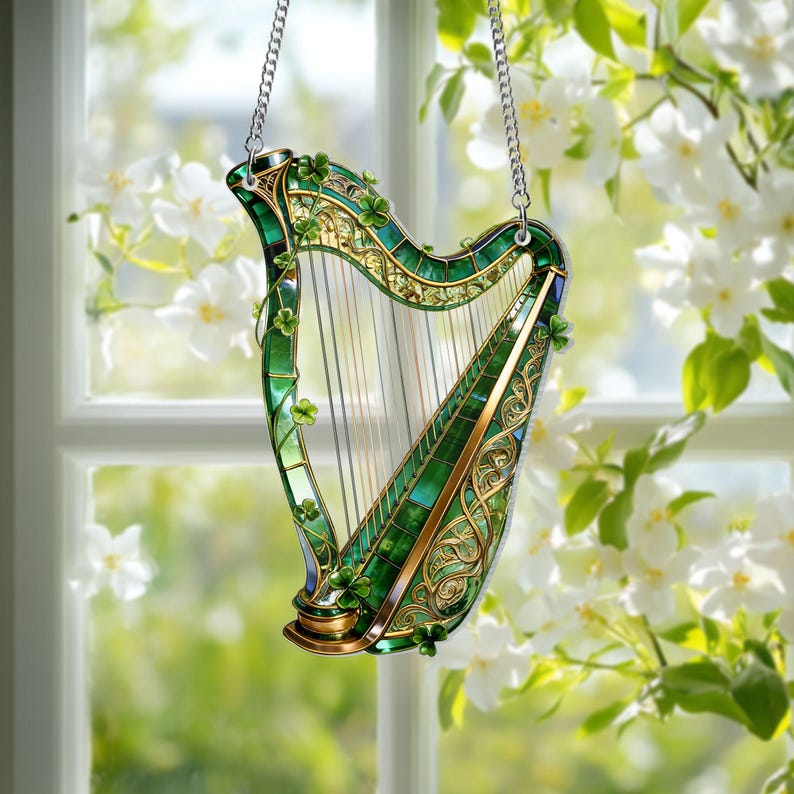 Shamrock Window Hanging, Irish Harp Window Decor, St. Patrick's Day Decoration, Shamrock Suncatcher, Celtic Harp, Celtic Gifts, Irish Decor