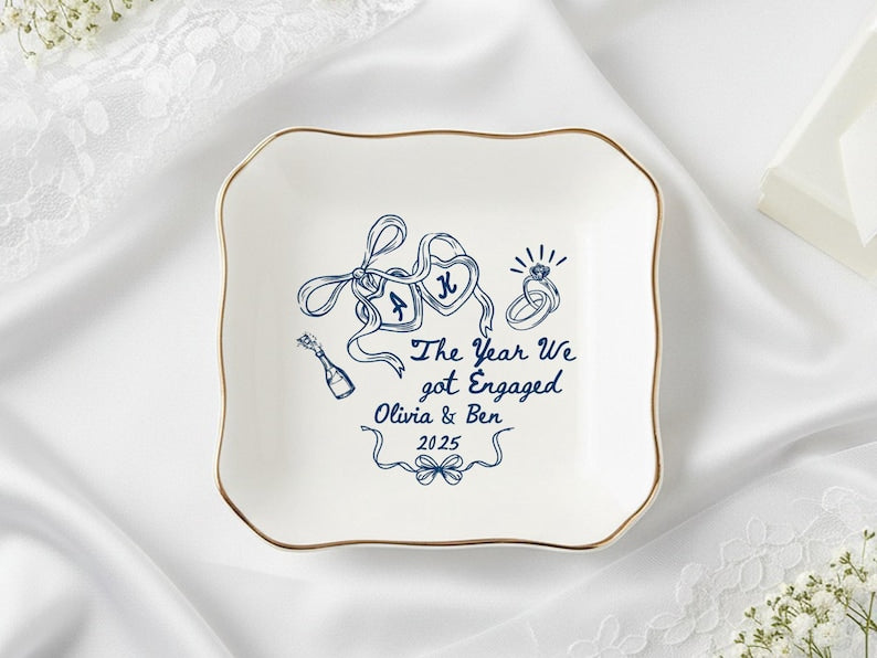 Personalized Engagement Ring Dish Tray, The Year We Got Engaged Ceramic Jewelry Holder with Names & Year, Bride to Be Gift
