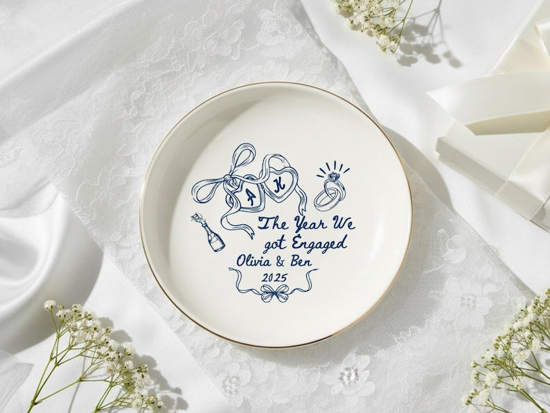Personalized Engagement Ring Dish Tray, The Year We Got Engaged Ceramic Jewelry Holder with Names & Year, Bride to Be Gift