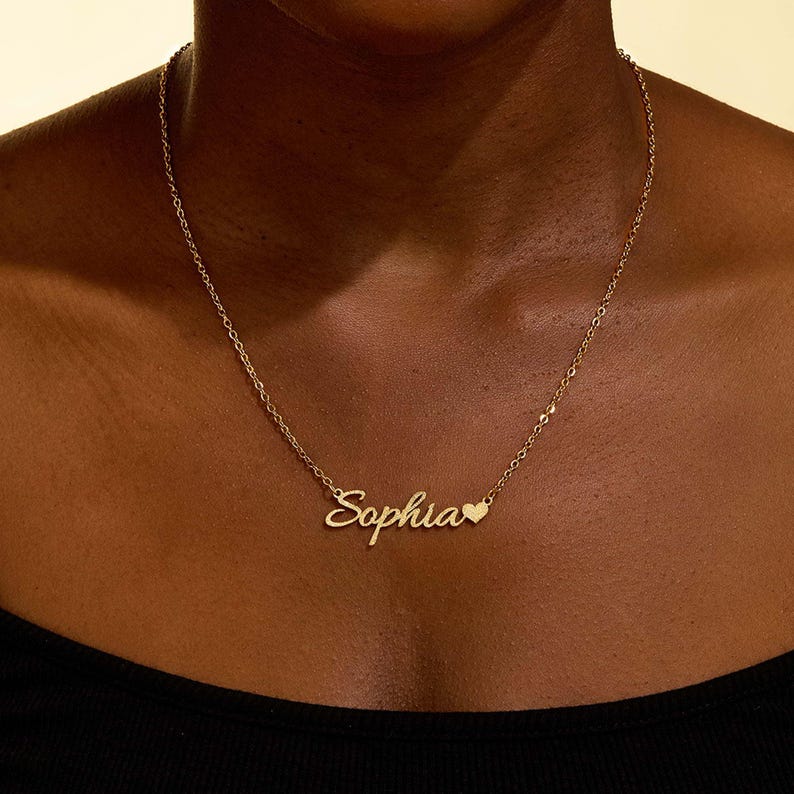 Custom Heart Name Necklace Personalized Dainty Gold Name Necklace Minimalist Name Necklace Gift for Her Daughter