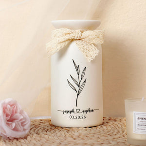 Custom Wedding Gifts Flower Vase, Personalized Engaged Vase, New Engaged Couple Gift, Wedding Gift for Newlyweds, Engagement Date