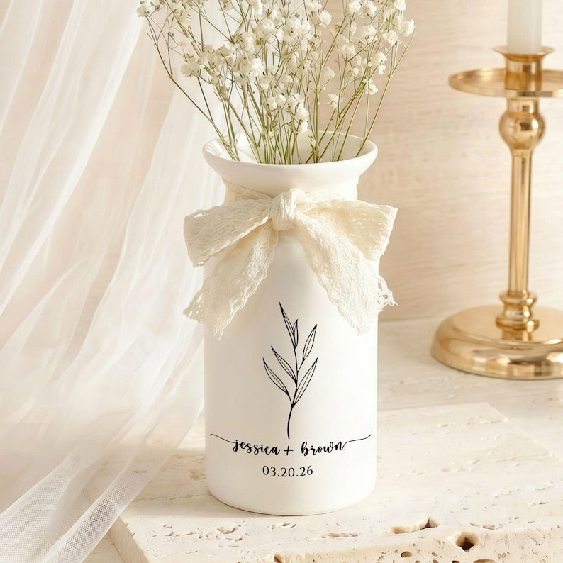 Custom Wedding Gifts Flower Vase, Personalized Engaged Vase, New Engaged Couple Gift, Wedding Gift for Newlyweds, Engagement Date