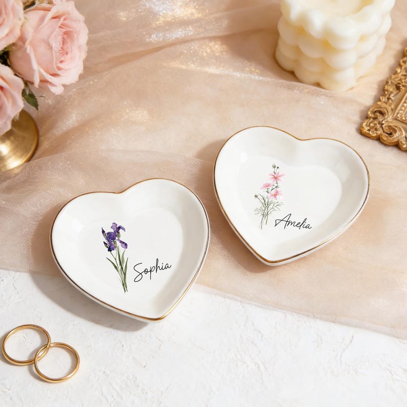 Personalised Birth Flower Ring Dish, Watercolor Floral Trinket Dish for Her, Birthday Jewelry Dish, Bridesmaid Gift, Mother's Day Gift