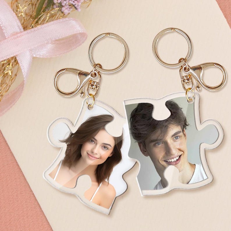 Personalized Puzzle Keychain Custom Photo Acrylic Decoration Backpack Charm Valentine's Day gift