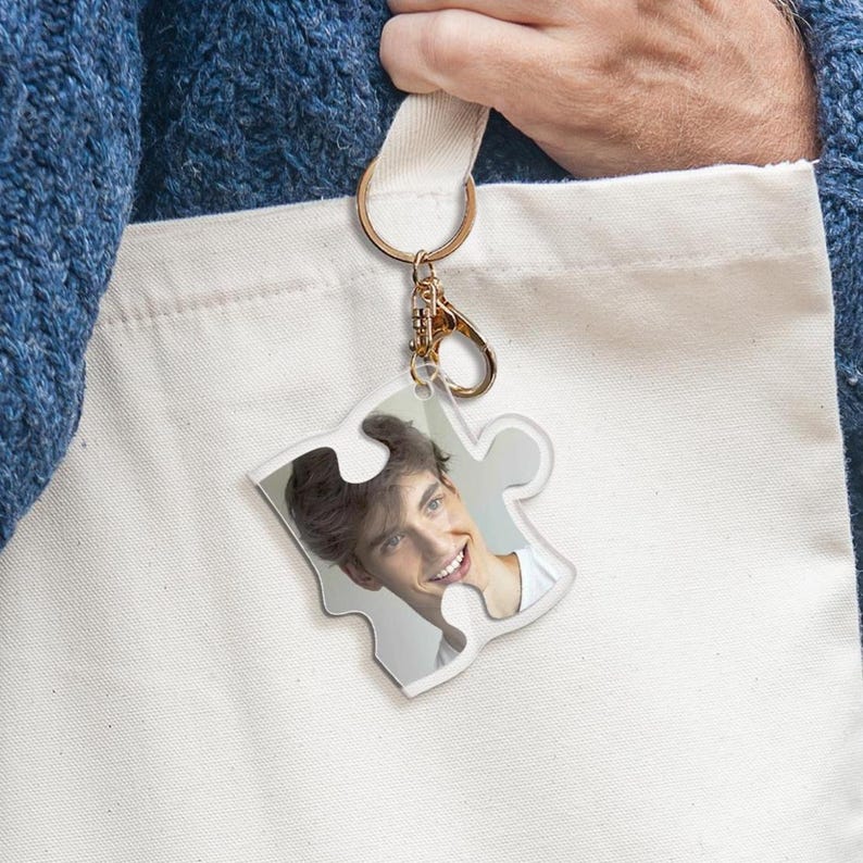 Personalized Puzzle Keychain Custom Photo Acrylic Decoration Backpack Charm Valentine's Day gift