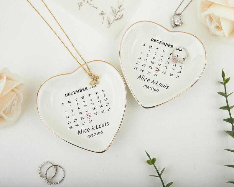 Personalized Anniversary Ring Dish, Wedding Gifts for Couple, Custom Ring Dish, Couple Gift, Bridal Shower Gift, Personalized Engagement Gift