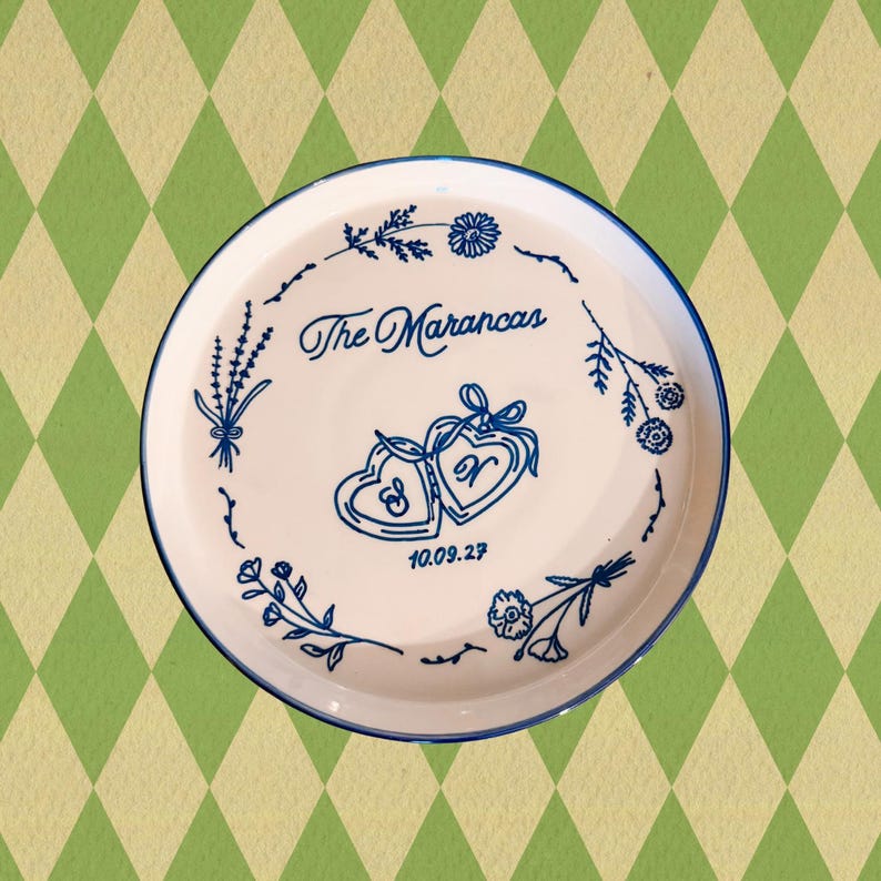 Custom Wedding Engagement Anniversary Plate, Gift for Couples, Dishwasher Safe, Microwaveable Safe