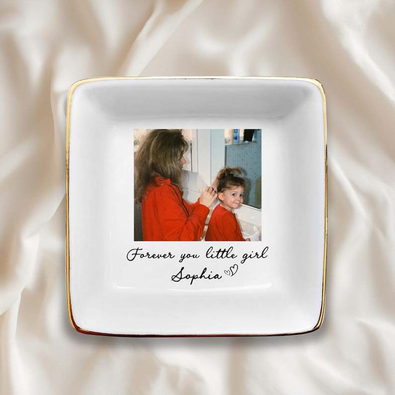 Photo Gifts for Mom Wedding Day, Custom Photo Wedding Ring Dish, Mother Of The Bride Jewelry Dish, Custom Jewelry Tray for Mom, MOB Gifts
