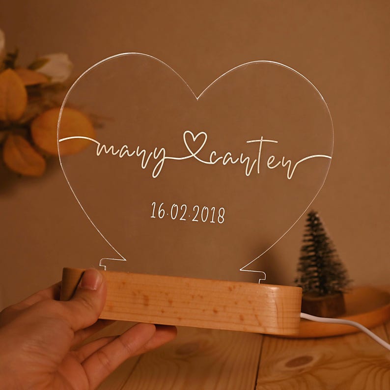 Personalized Heart Acrylic Lamp, Custom Couple Name Night Light with Date, Anniversary Gift, Valentine's Day Gift, Bedroom Decor