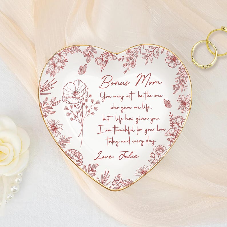 Personalized Ring Dish For Bonus Mom, Custom Wedding Gift To Step Mom From Daughter, Gift for Mom, Present for Mother's Day