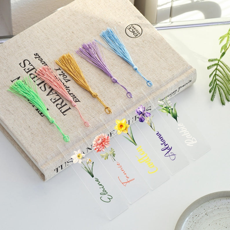 Personalized Floral Bookmark for Women/ Unique Birth Flower Bookmark/ Bookmark Gift/ Bridesmaid Gift/ Valentines Day Gifts/ Friends Gift