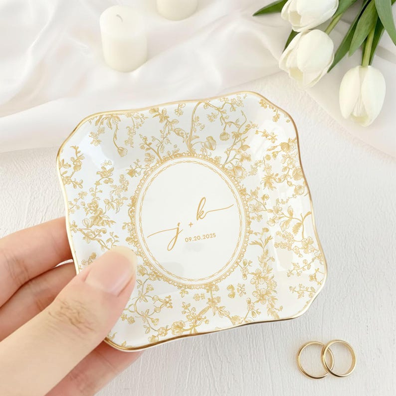 Personalized Wedding Gift for Couple, Engagement Gift, Custom Locked Ring Dish, Sentimental Gift for Bride, Handmade Custom Ring Holder Gift