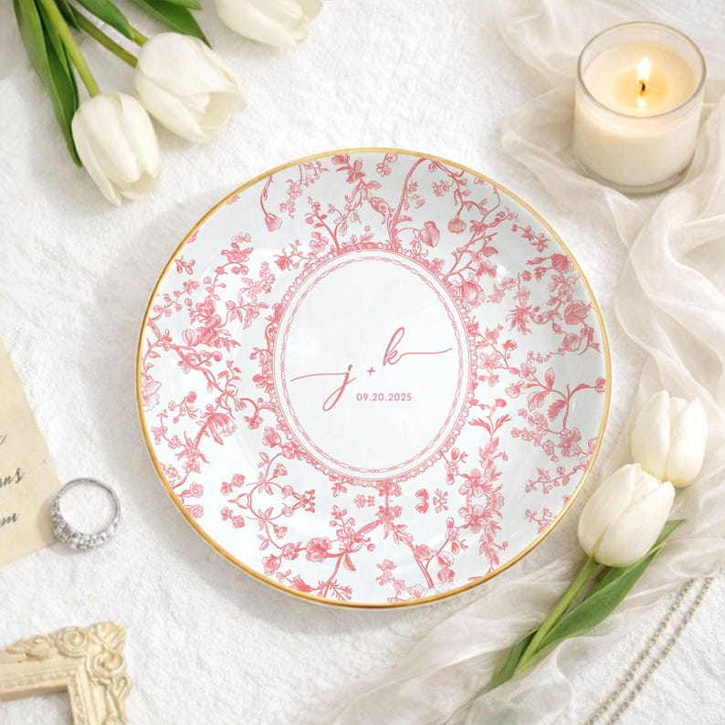 Personalized Wedding Gift for Couple, Engagement Gift, Custom Locked Ring Dish, Sentimental Gift for Bride, Handmade Custom Ring Holder Gift