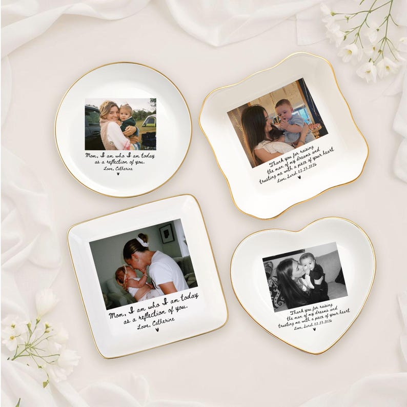 Custom Photo Mother of The Bride Jewelry Dish, Mother of The Groom Jewelry plate,Custom MOB Jewelry Tray for Mom, Wedding Favor Gift For Mom