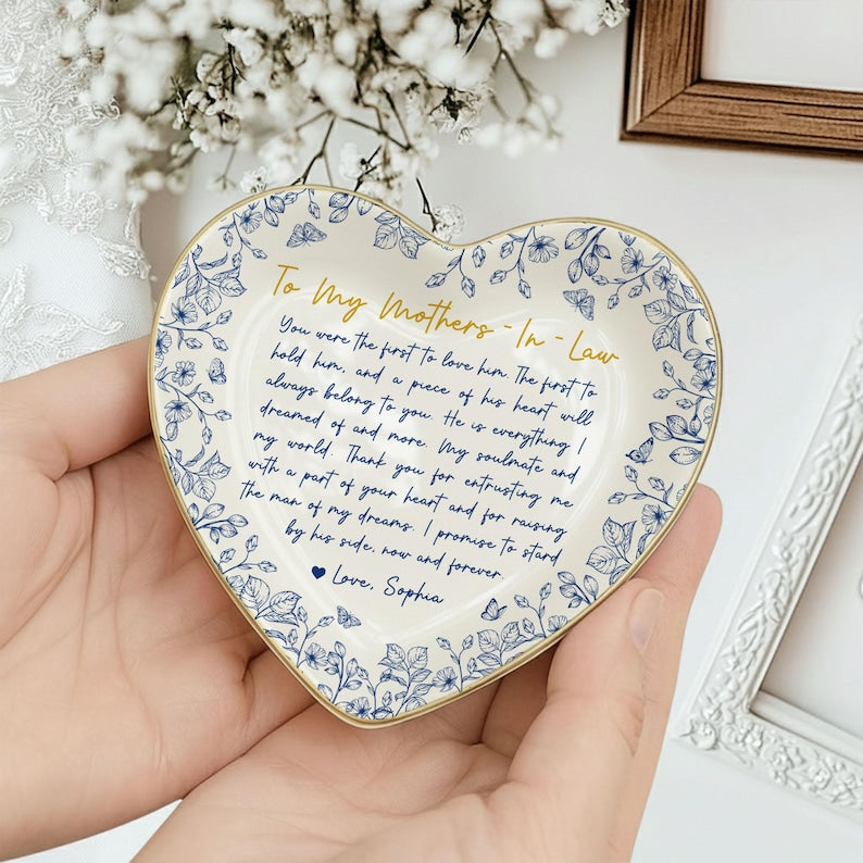 Custom Mother Of The Bride Jewelry Dish, Mother of the bride Jewelry plate, Custom Jewelry Tray for Mom, Wedding Favor Gift For Mom