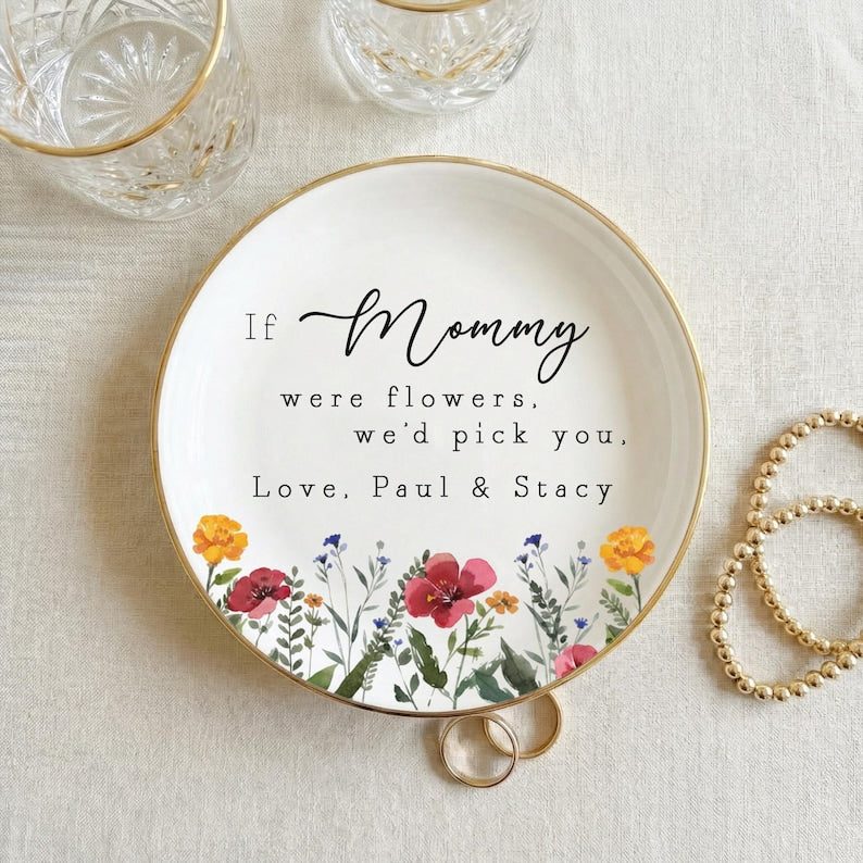Personalized Birth Flower Trinket Dish, Birth Month Flower Ring Dish, Gift for Mom or Grandma, Mother's Day Ceramic Keepsake, Flower Ring Dish