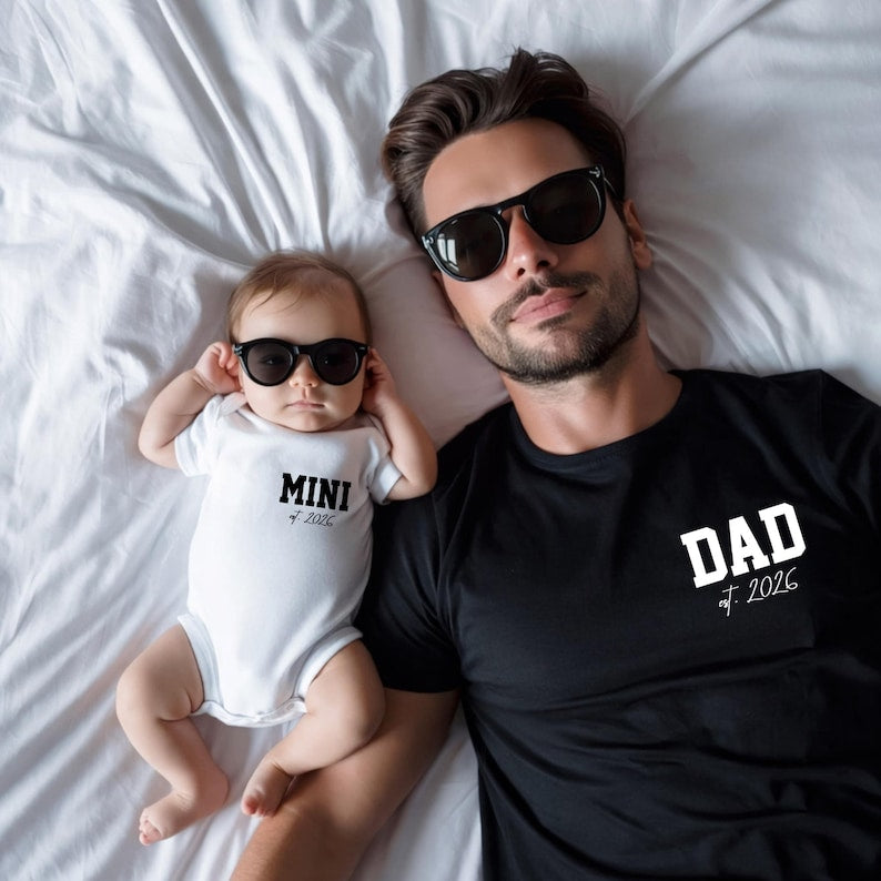 Matching Family Shirts Dad Est 2026 Mom Est 2026 Mini Bodysuit, Pregnancy Announcement Outfit, New Parents Gift Set