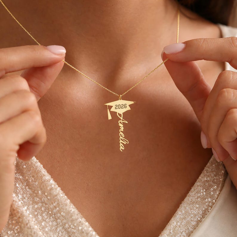 Graduation Name Necklace, Custom Grad Pendant, Senior Gift Jewelry, High School Graduation Gift, Silver Gold Grad Cap Necklace for Her