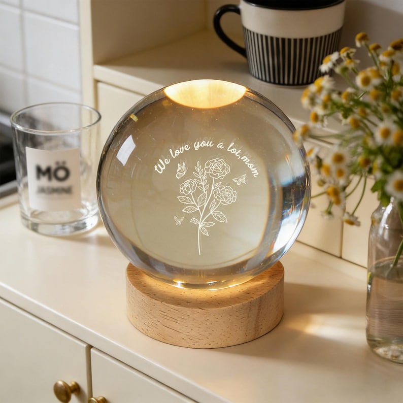 Custom Family Birth Flowers Lamp,Mother s Gifts for Grandma Mom Nana,Personalized Floral Crystal Ball Night Ligh with Your Name,Gift for Her