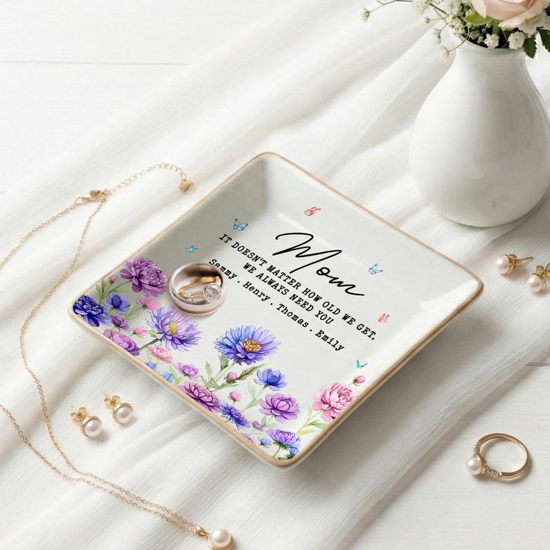 Personalized Mom Jewelry Dish with Kids Names, Custom Mother Gift Trinket Dish, Floral Mom Ring Holder, Mother s Day Keepsake Gift