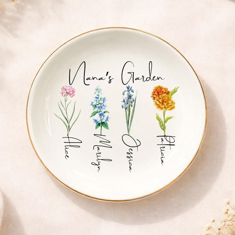 Personalised Birth Flower Ring Dish, Gifts for Grandma Nana Mom, Bridesmaid Gift,Custom Birth Flower Trinket Dish,Birthday Jewelry Dish
