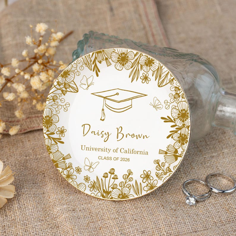 2026 Graduation Gift, Personalized Graduation Jewelry Dish, Graduation Trinket Dish, Ring Dish for Graduation, Graduation Gifts for Daughter
