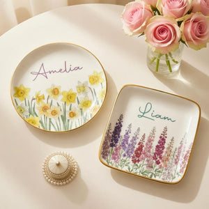 Personalized Watercolor Birth Month Flower Ring Trinket Dish, Mom Jewelry Dish, Wedding Bridesmaid Gift, Mother's Day gift