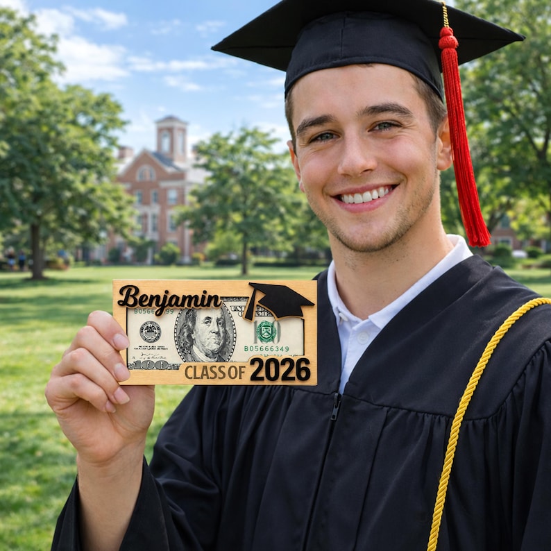 Custom Graduation Cash Holder, Class of 2026 Gift, Gift for Graduate Student, High School Senior Gift, Grad Party Gift