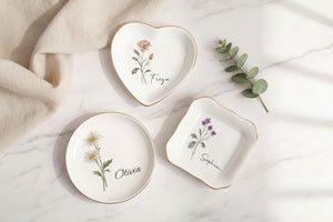 Personalised Birth Flower Trinket Dish, Custom Watercolor Flower Ring Dish, Wedding Bridesmaid Gifts, Bachelorette Party Gifts, Gift for mom
