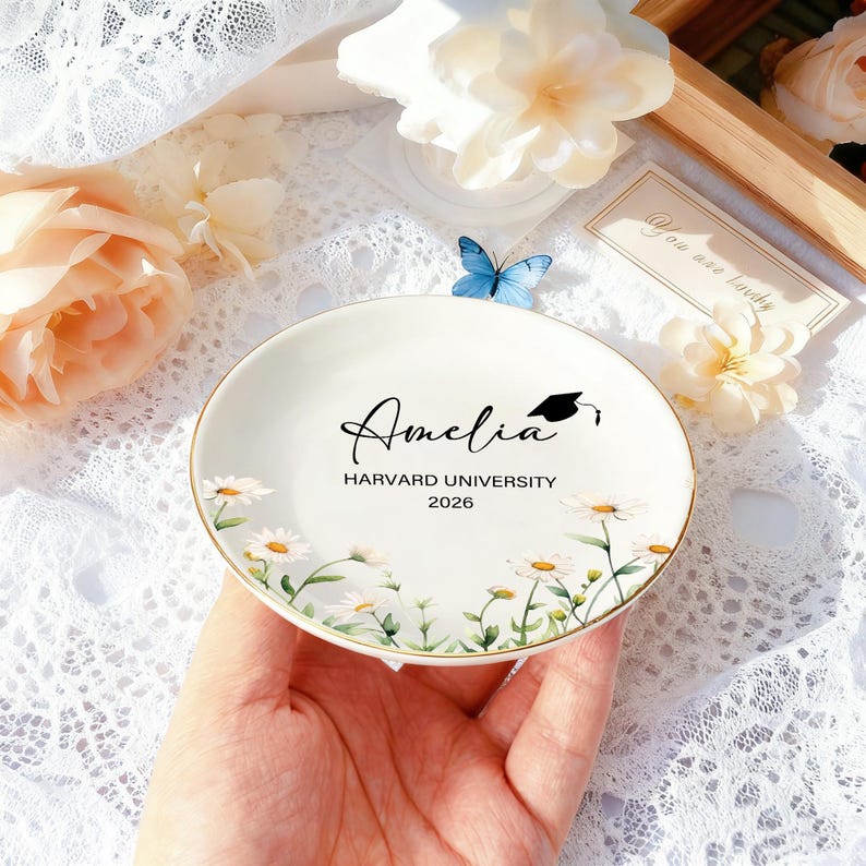 Personalized Wildflower Graduation Ring Dish, Class of 2026 Jewelry Tray with Name, Daughter Grad Gift for Her, Custom Graduation Keepsake