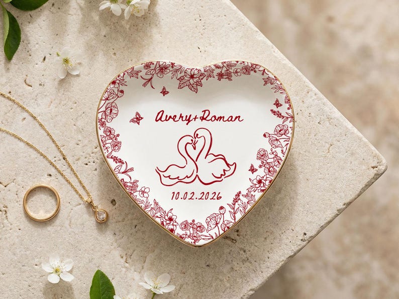 Personalized Engagement Ring Dish, Custom Couple Name Trinket Dish, Floral Wedding Ring Holder, Bridal Shower Gift, Keepsake Plate