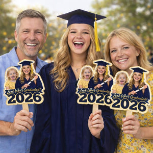 Custom Vintage Childhood Photo Graduation Face Fan, Personalized Graduation Gift, Class Of 2026 Senior Bestie Prop, Funny High School Grad