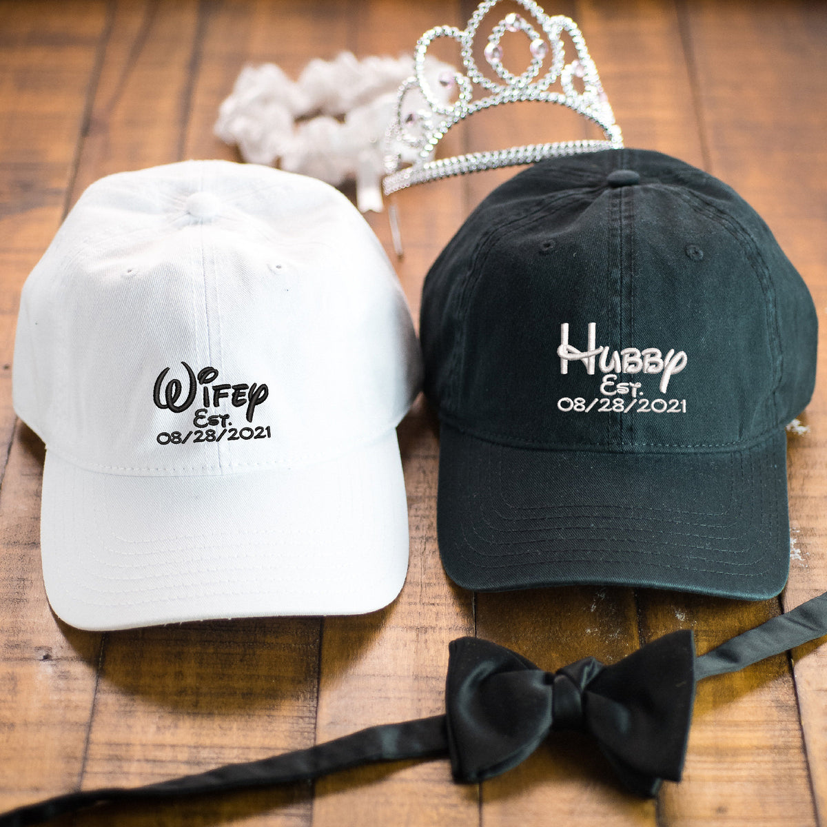 Personalized Hubby and Wifey Embroidered hat, Disney Bride, Custom hat, Just Married, Couples gift, Wedding gift, Engagement gift, Groom