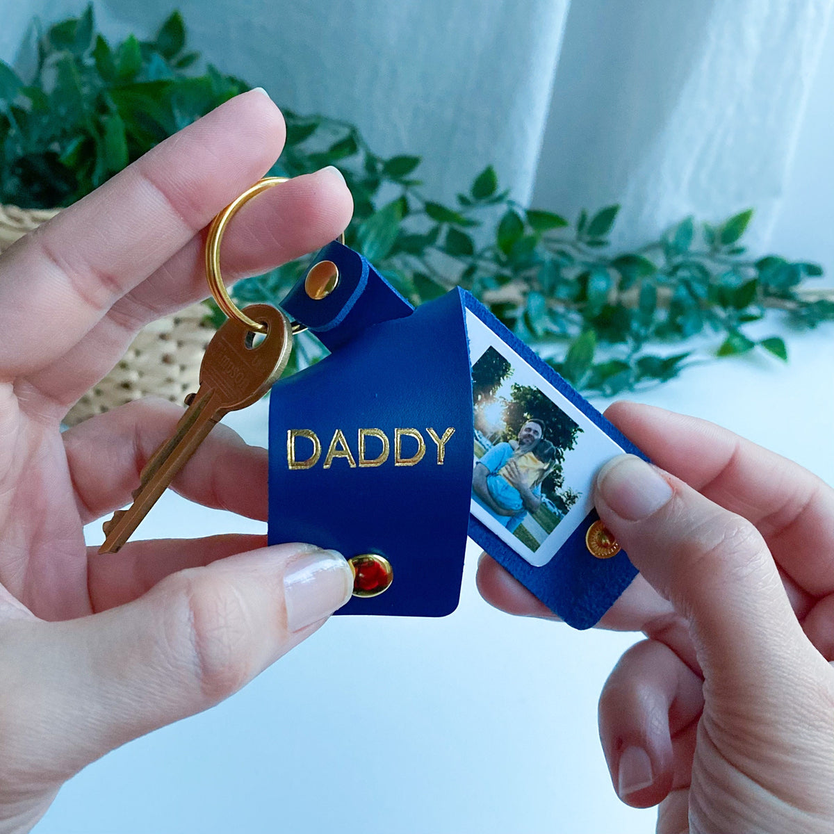 Personalised Daddy Photo Keyring, Vegan Leather Photo Keychain, Father's Day gift for him, Birthday Christmas gift for dad father