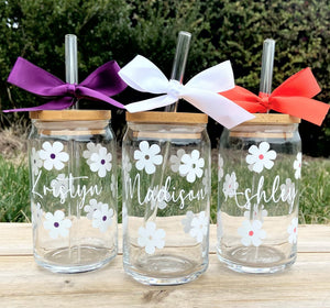 Daisy Glass Tumbler, Personalized Name Iced Coffee Cup, Iced Coffee Cup with Lid and Straw, Bridesmaid Gift, Coffee Mug, Iced Coffee Glass,