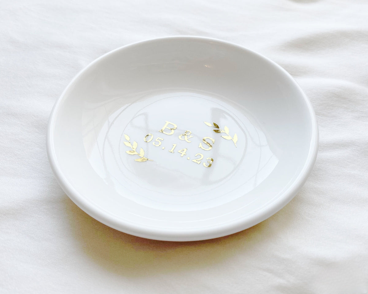 Personalized Wedding Gift, Minimalist Ring Dish with Initials and Date, Bridal Shower Gift, Engagement Gift, Wedding Gift for Couple