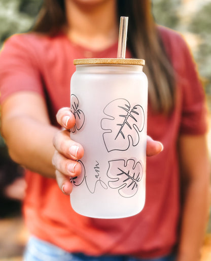 Personalized Iced Coffee Cup Floral Retro, Custom Can Glass with Lid and Straw, Bridesmaid Gift, Bachelorette Glass Cup, Bridesmaid Proposal