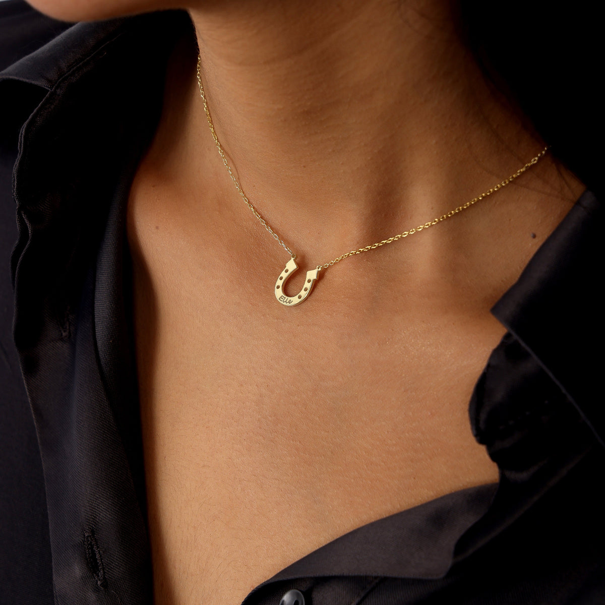 Personalized Horseshoe Necklace,Dainty Horseshoe Name Necklace,Horseshoe Necklace,Lucky Horseshoe Necklace,Christmas Gift