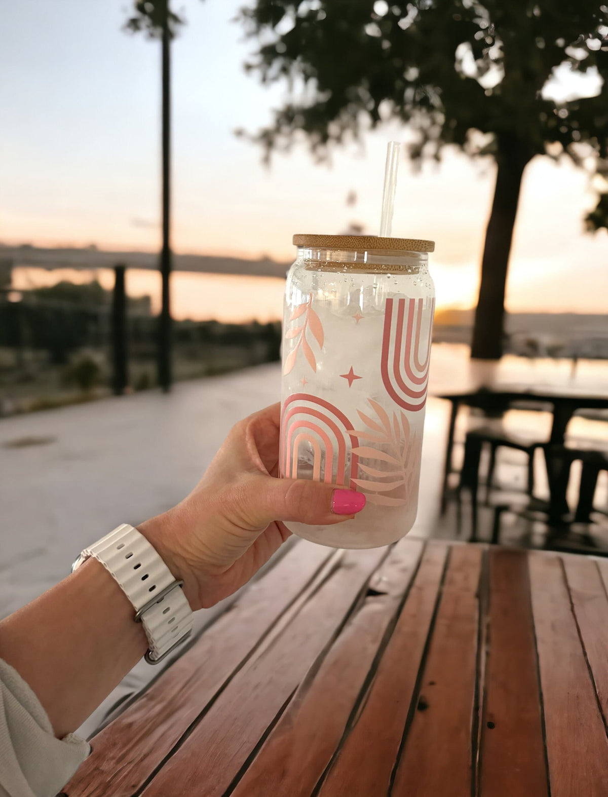 Glass Tumbler Personalized Flower Iced Coffee Cup with Name, Custom Glass with Lid and Straw, Personalized Gift Bridesmaid Gift Glass Cup