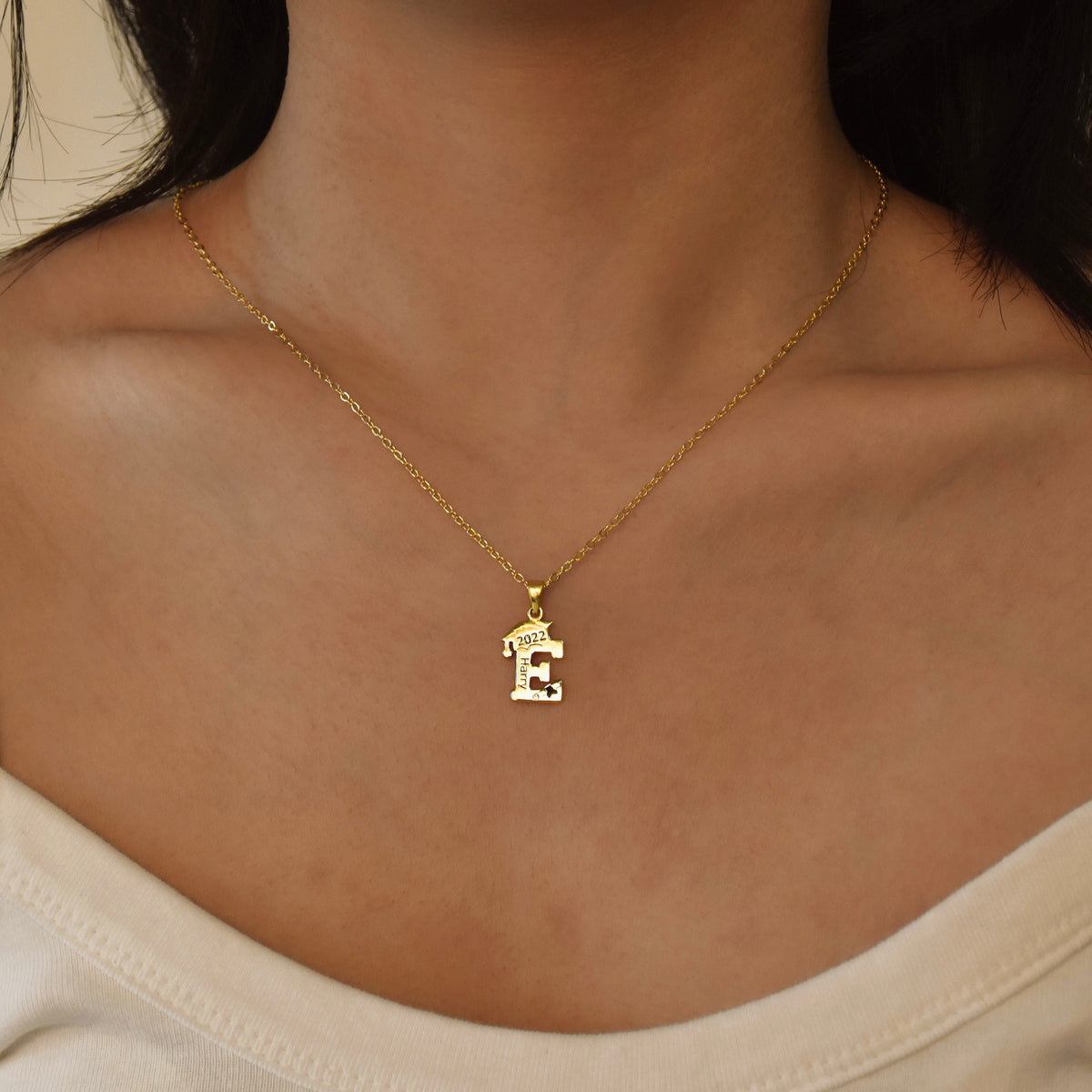 Personalized Graduation Name Necklace, 2025 Bachelor Cap Necklace, Name Necklace, 2025 Class College Necklace, Graduation Gift, Gift for Her