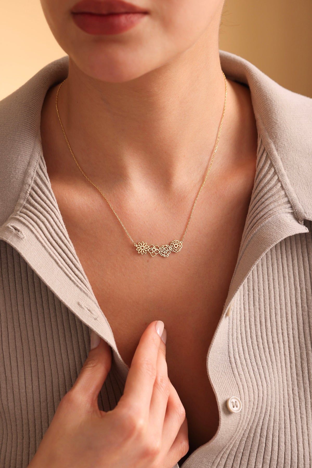 Birth flower Necklace, Birth Flower Jewelry, Personalized Gifts, Gift for grandma, Mothers Day Gifts , Necklace for mother