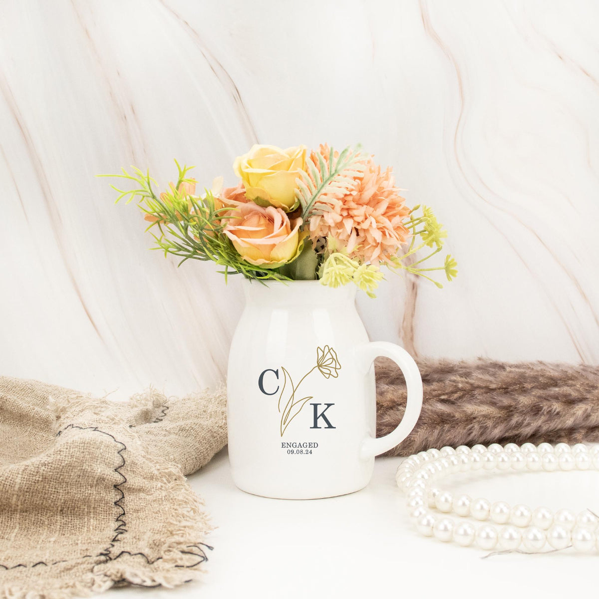 Custom Engaged Gifts , Engaged Flower Vase, Engagement Gifts, Couples Gifts, Wedding Gifts, Personalized Gifts for Newlywed