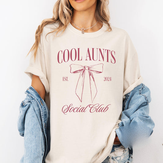 Custom Auntie Tshirt Comfort Colors, Auntie Shirt, New Aunt Gift, Coquette Aunt Shirt, Sister Gift, Pregnancy Announcement, Retro Aunt Shirt