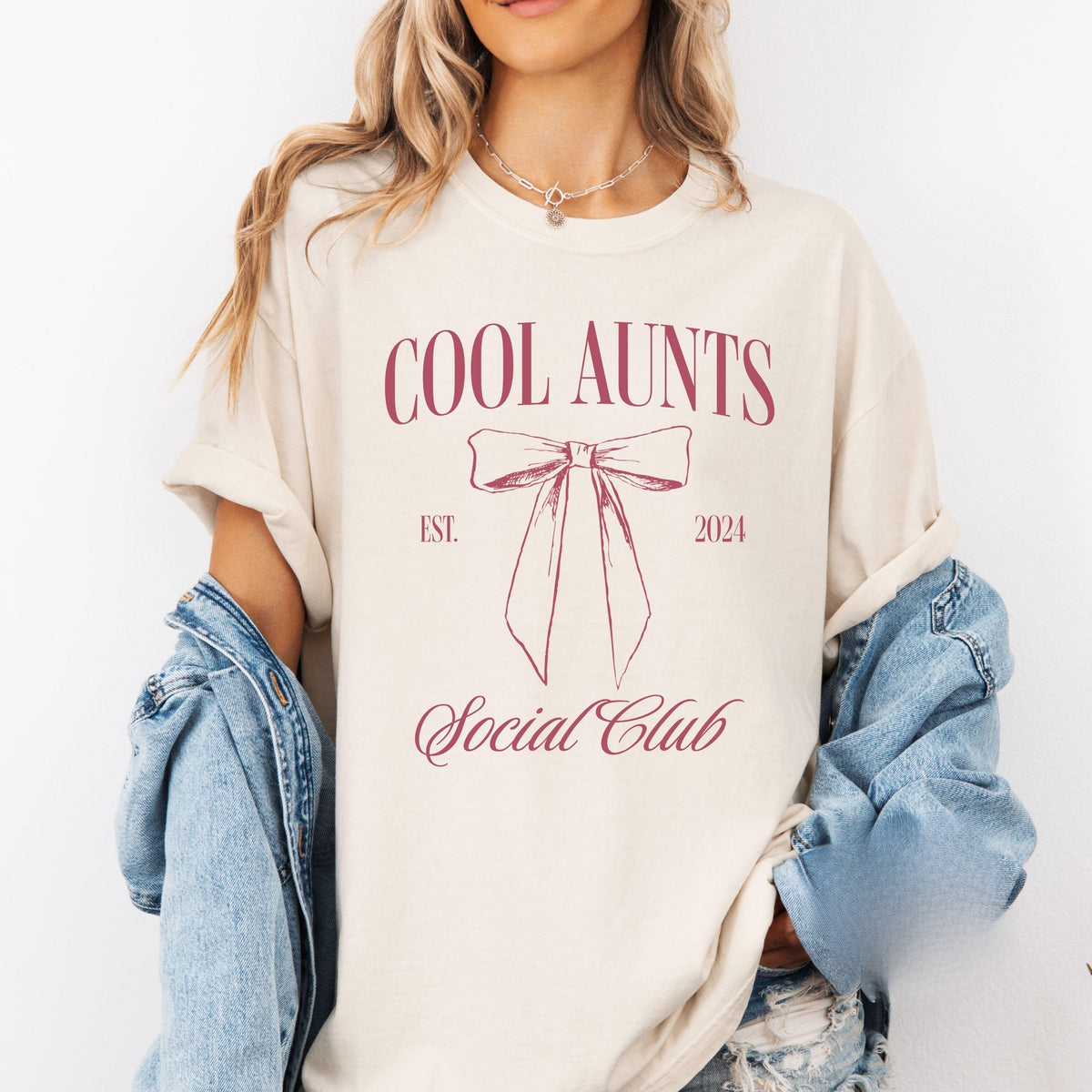 Custom Auntie Tshirt Comfort Colors, Auntie Shirt, New Aunt Gift, Coquette Aunt Shirt, Sister Gift, Pregnancy Announcement, Retro Aunt Shirt