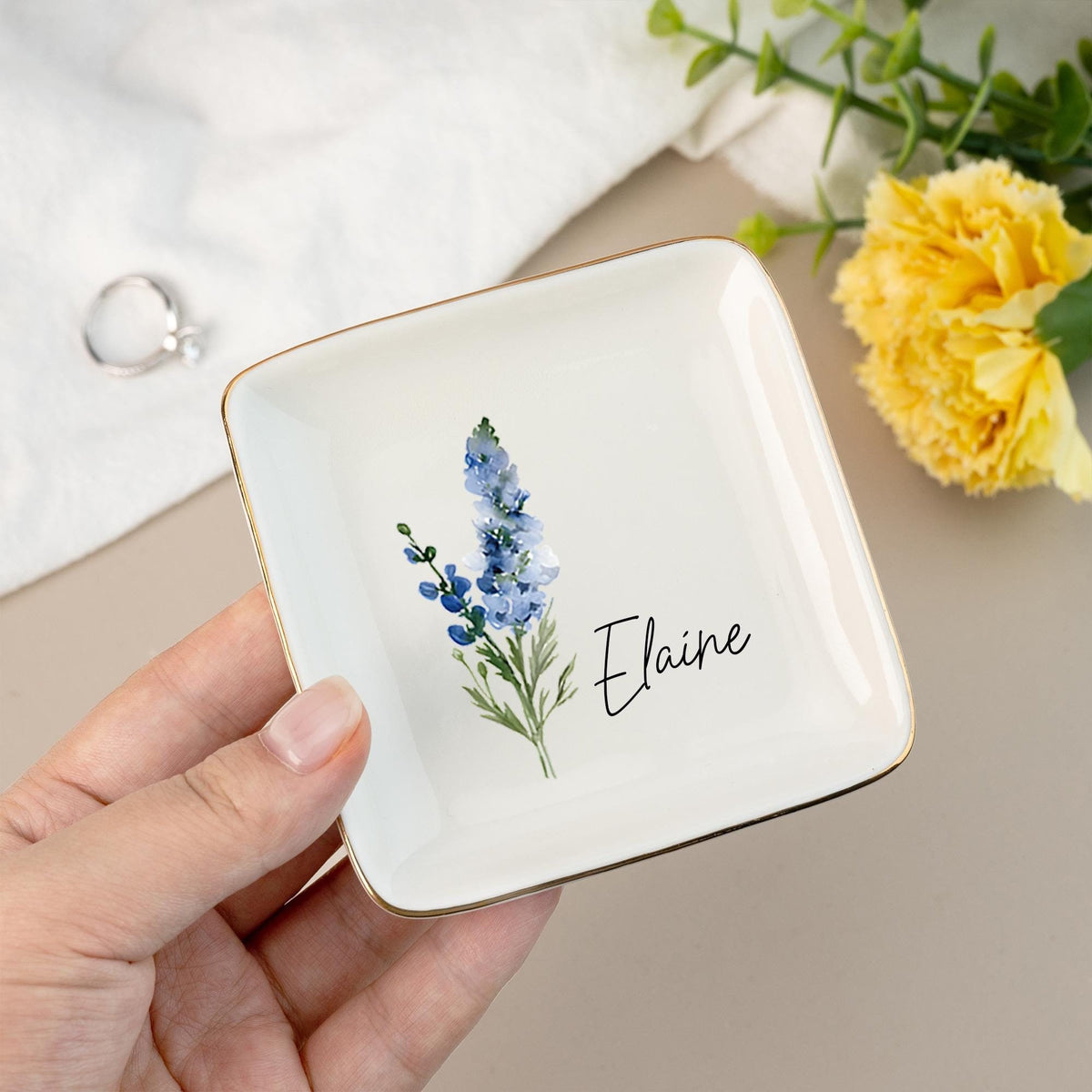Personalised Birth Flower Trinket Dish, Watercolor Flower Ring Dish, Birthday Jewelry Dish Gift for Friend, Wedding Bridesmaid Gift