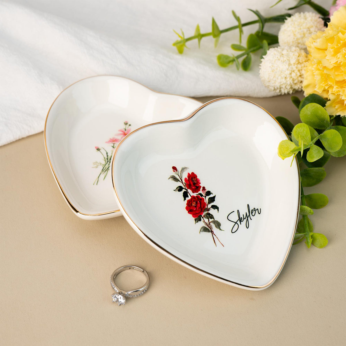 Personalised Birth Flower Trinket Dish, Watercolor Flower Ring Dish, Birthday Jewelry Dish Gift for Friend, Wedding Bridesmaid Gift