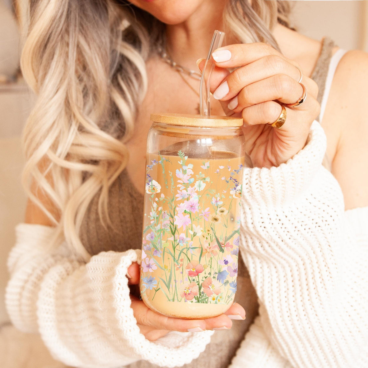Wildflower Iced Coffee Glass Tumbler Cottagecore Floral Glass Can With Lid And Straw Flower Coffee Cup For Women Gift For Coffee Lover 16oz