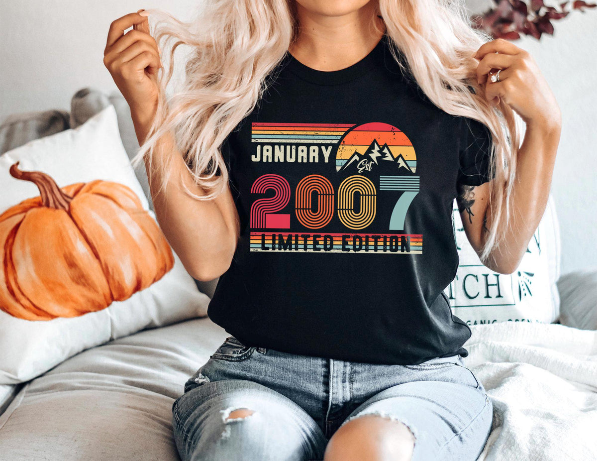 18th Birthday Retro Shirt, 2007 Birthday Sweatshirt Gift, 2007 Bday Year Number Hoodie for Women / Men, Birthday Tee For Daughter Or Son